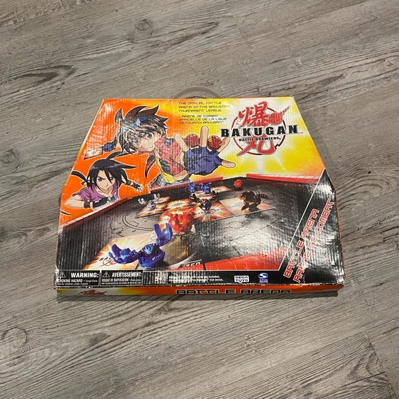 Bakugan Battle Brawlers Official Square Battle Field Arena Black Red Rails 2007 - Picture 1 of 2